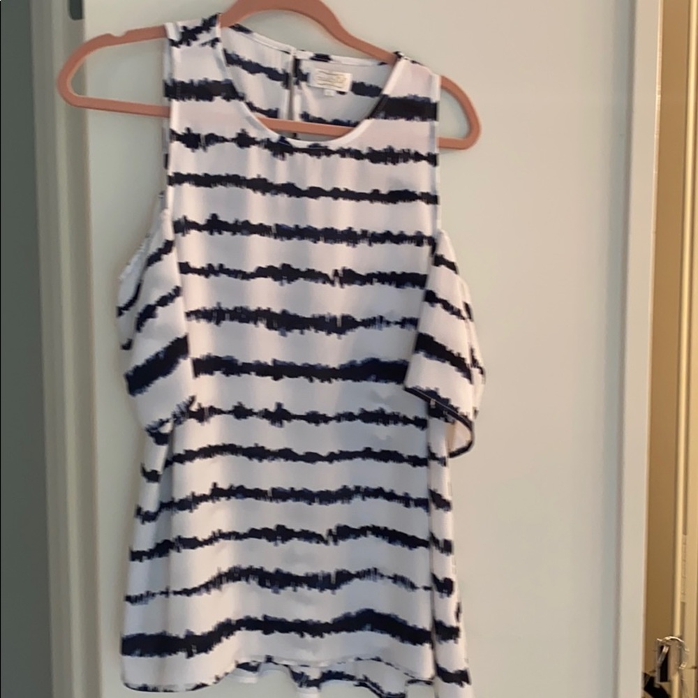 Cold shoulder top